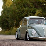 stance-is-everything-taylord-customs-slammed-beetle-front-road-4